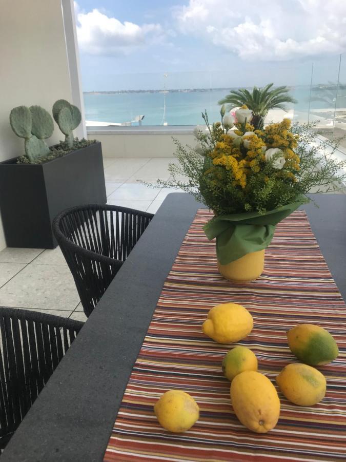 Bed and Breakfast La Terrazza Sul Porto Syrakus Exterior foto