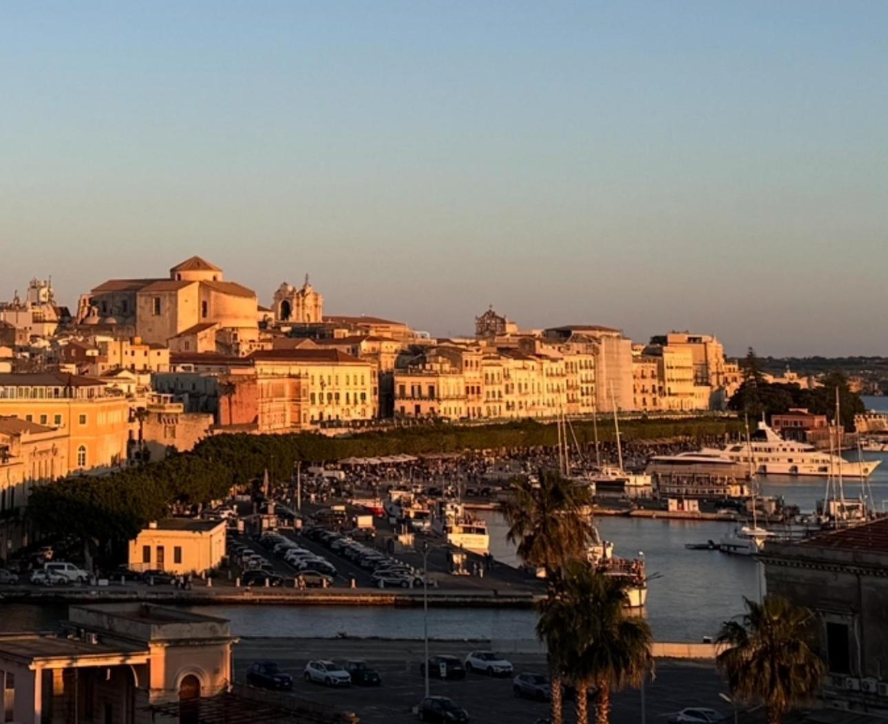Bed and Breakfast La Terrazza Sul Porto Syrakus Exterior foto
